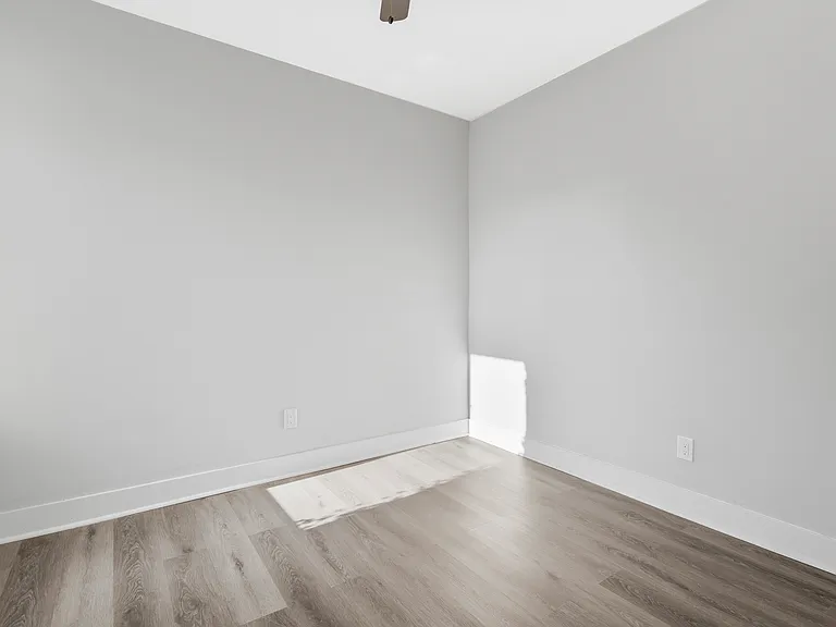 2418 N 16th St — Photo 18