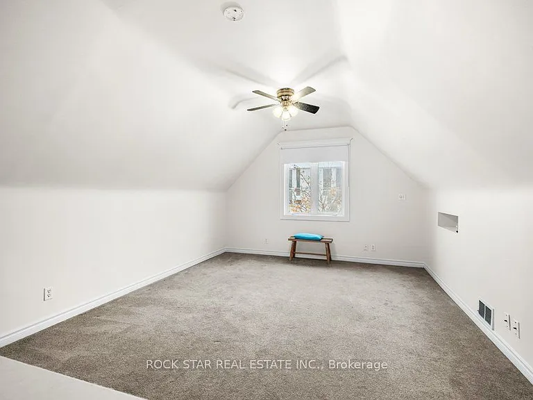 15 Melrose Ave N #UPPER — Photo 15