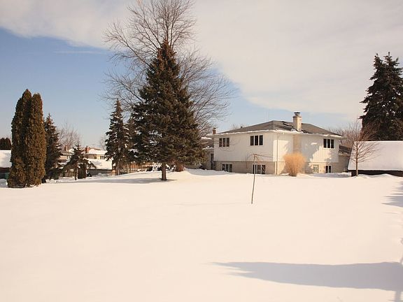 3rd image of 14226 Winchester Ct