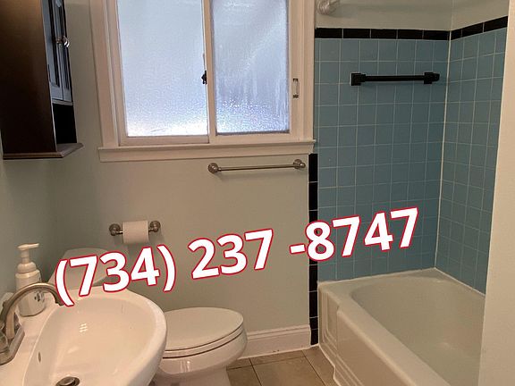 5th image of 33528 Bock St