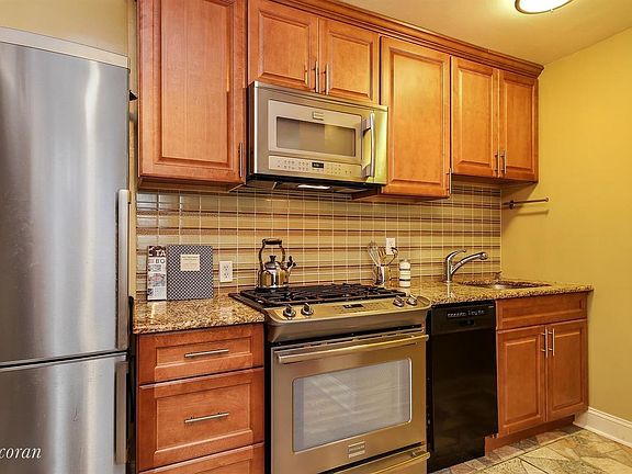 4th image of 165 W 91st St APT 15B