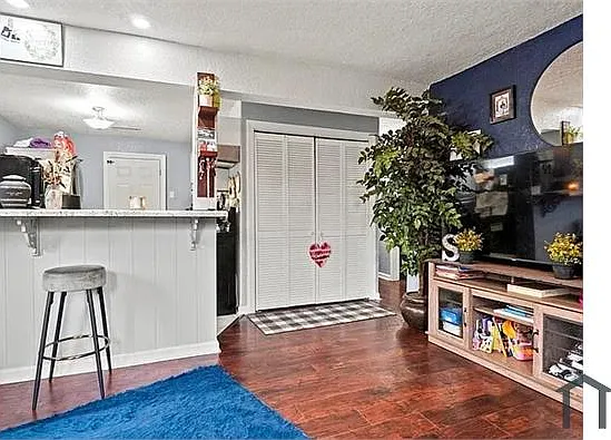 3226 Rodgers Ave — Photo 9
