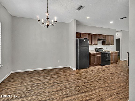 5th image of 5948 PARK Street