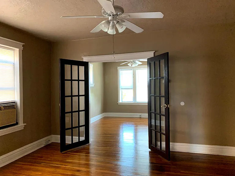3647 Keokuk St #2E — Photo 3