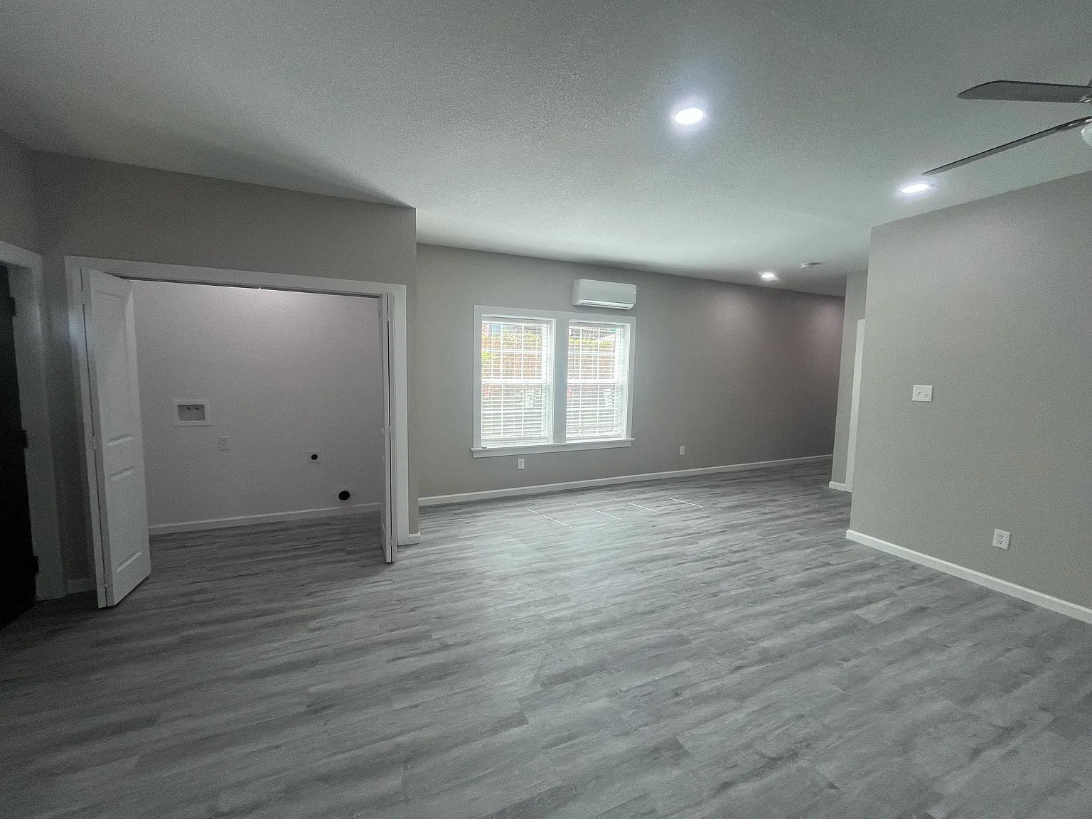1 bed, 800 sqft, $1,350 — Photo 3