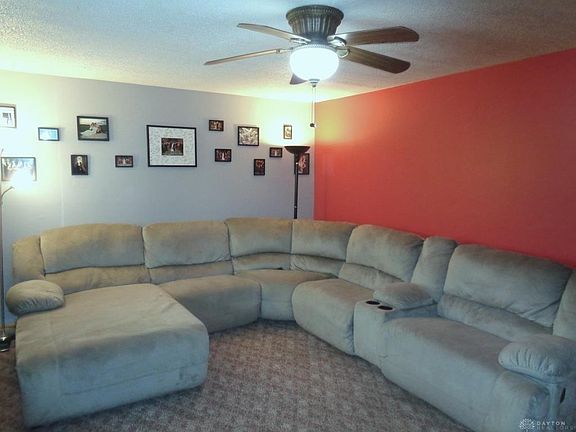 4th image of 1424 Horlacher Ave