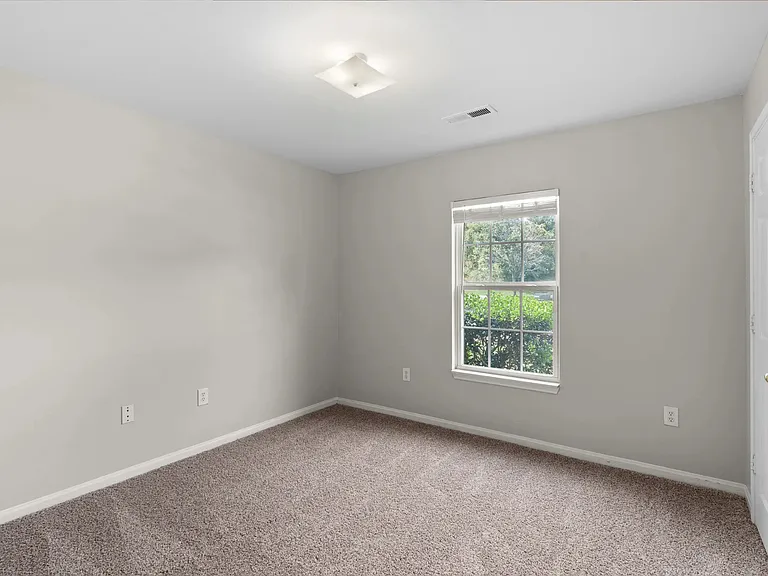 Stonebridge Apartments — Photo 32