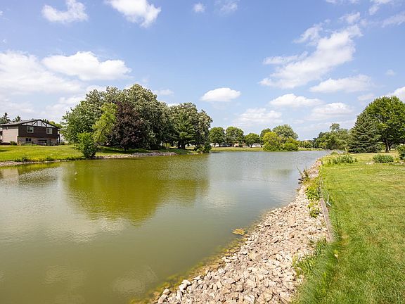 5th image of 3318 Creek Side Dr