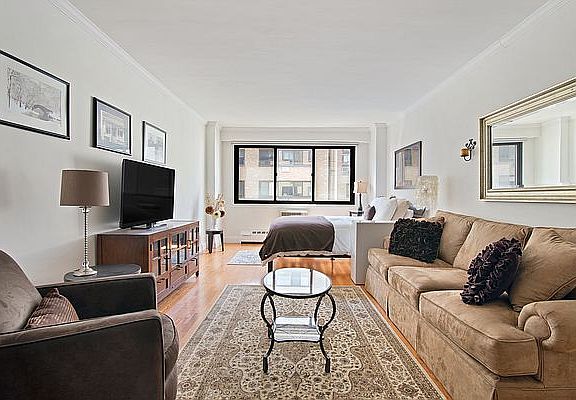 5th image of 16 W 16th St APT 11NN