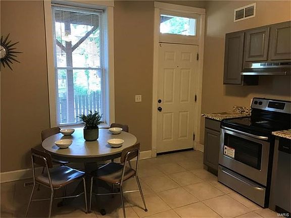 4th image of 2318 Russell Blvd