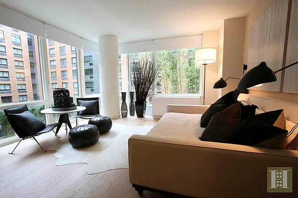 Rented by Halstead Real Estate | media 37