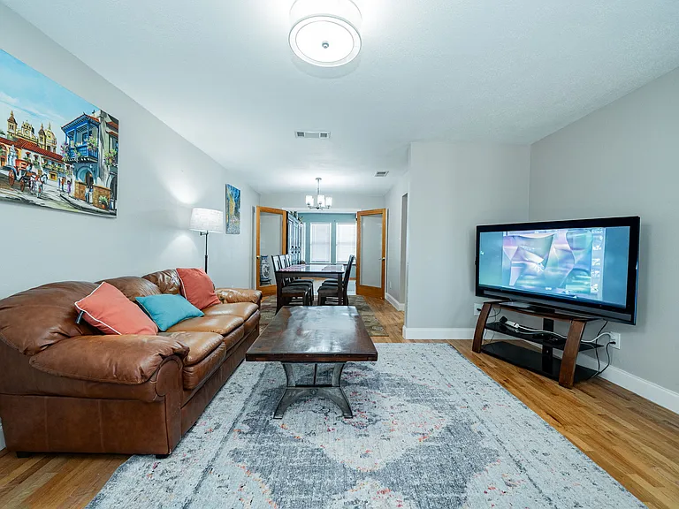 1604 Vera Cruz Dr — Photo 17