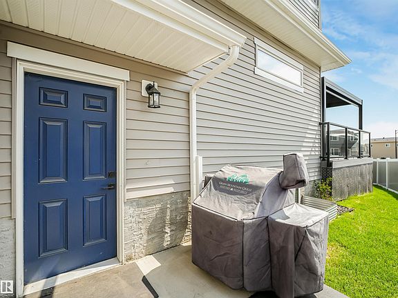 3rd image of 4621 170a Ave NW