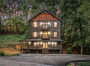 740 Bear Hollow Way, Sevierville, TN 37876