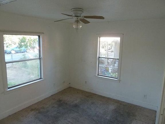 4th image of 305 Bonita Ave