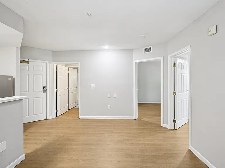 Flats at 87Ten — Photo 27