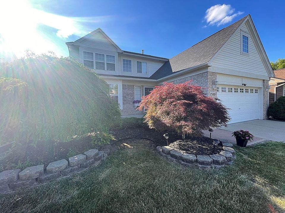 1st image of 1580 Mulberry Ln #23