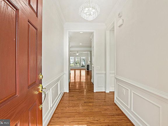 5th image of 44464 Blueridge Meadows Dr