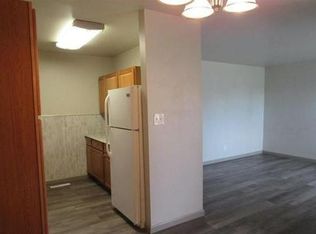 521 W 5th St, Cheyenne, WY 82007