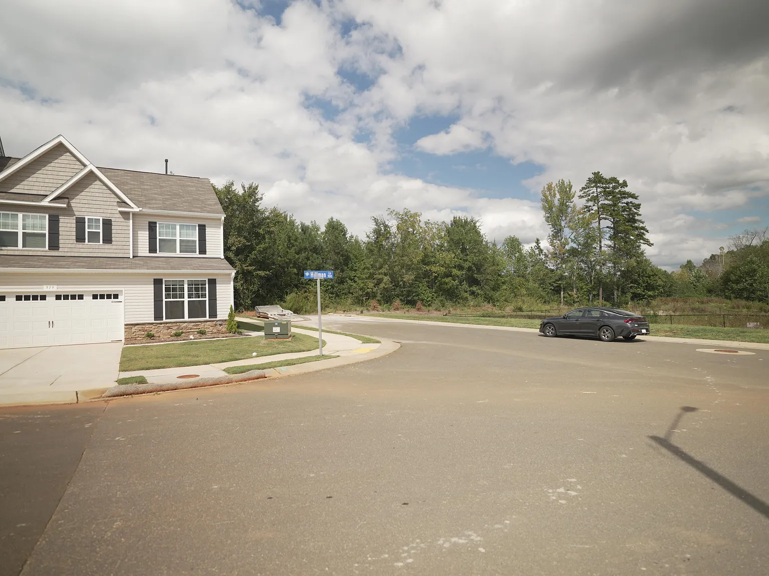 3 bed, 2.5 bath, $2,150 — Photo 3