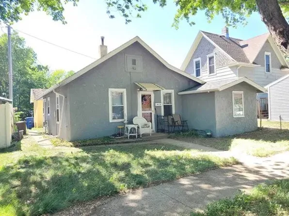 415 N Davison St, Mitchell, SD 57301