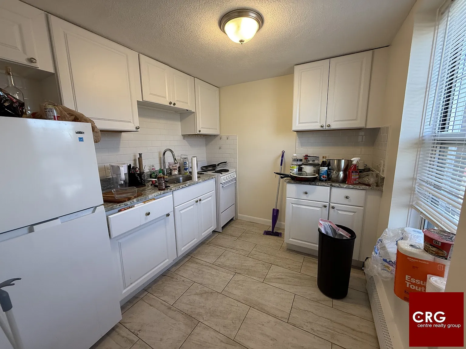 2 bed, 1.0 bath, $2,800 — Photo 2