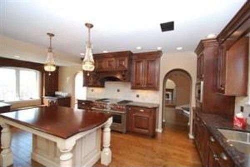 5th image of 697 Watch Hill Ln