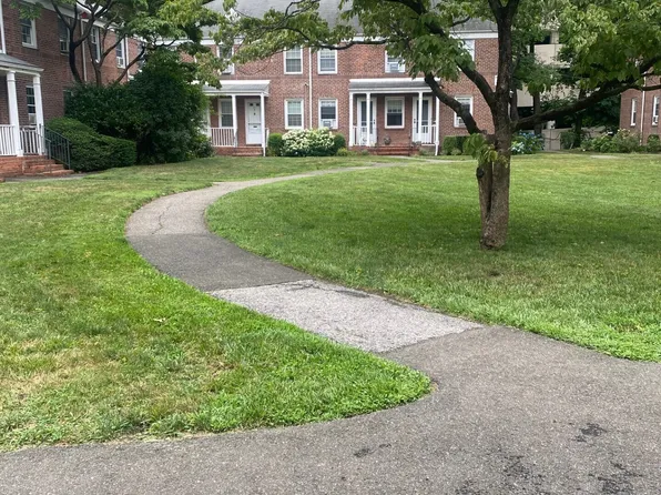 2475 Summer St APT 1N, Stamford, CT 06905