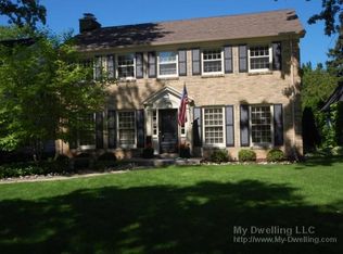 6149 N Bay Ridge Ave, Whitefish Bay, WI 53217
