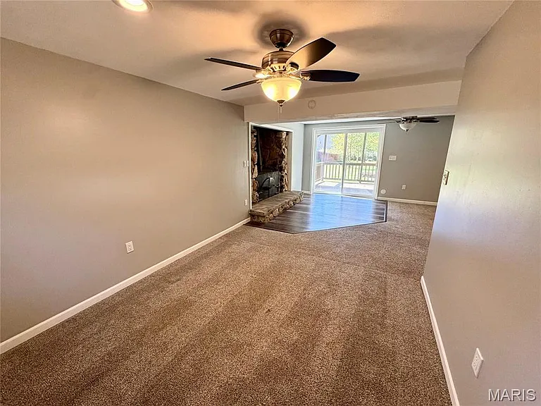 2315 Williams St — Photo 32