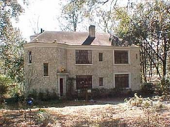 2nd image of 961 Briarcliff Rd
