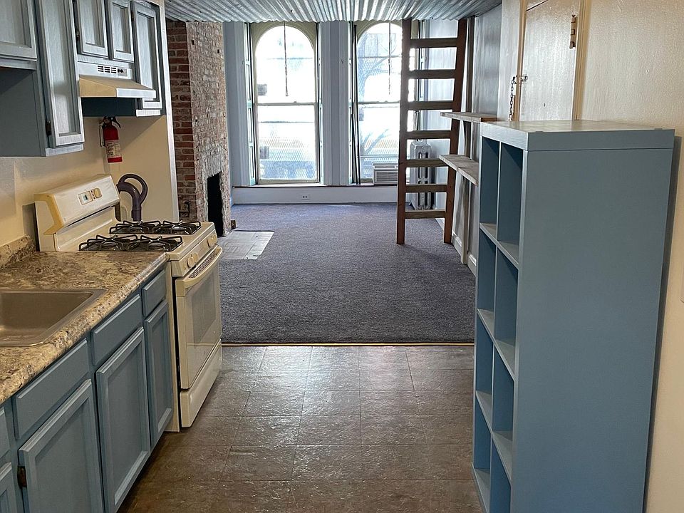 1st image of 5 W Biddle St APT 1