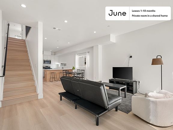 5th image of 5649 Case Avenue N Hollywood N #1