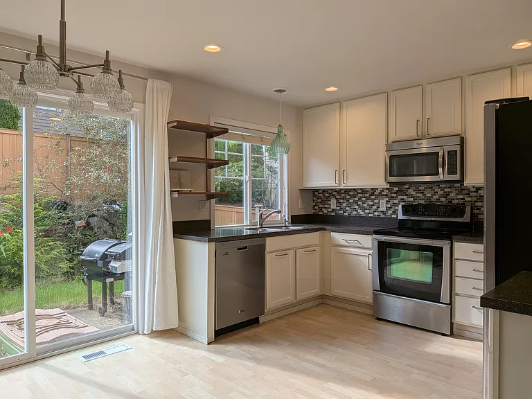 7206 Cranberry Ct SE — Photo 4