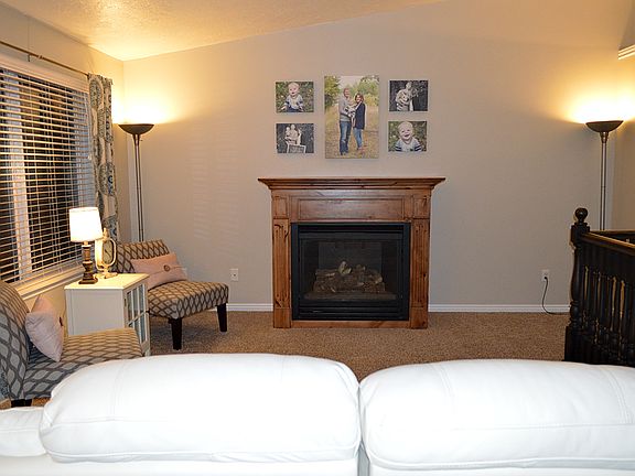 5th image of 725 Clarence Ct