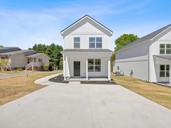 205 Wildwood Dr, Greer, SC 29651