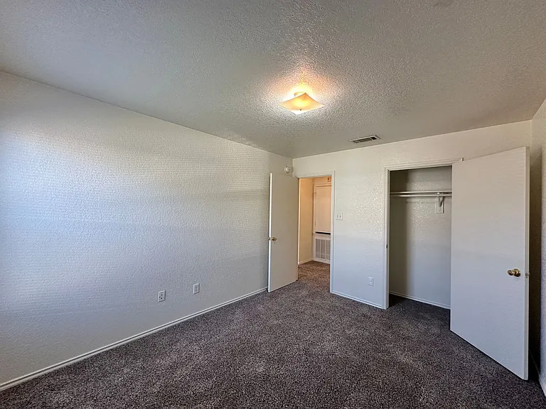 5302 Lauren Lea Dr — Photo 12