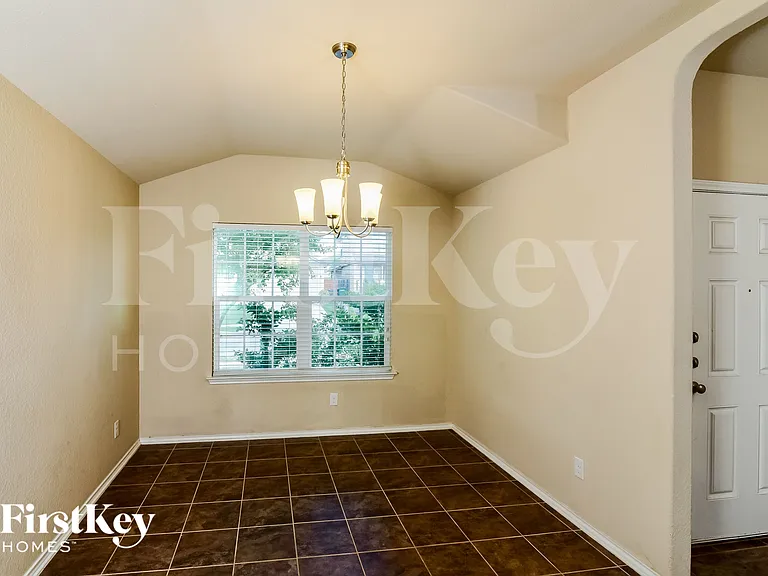 7106 Phoebe Vw — Photo 4