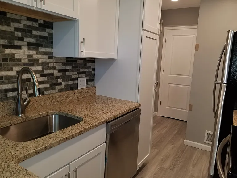 1511 W Farnum Ave — Photo 21