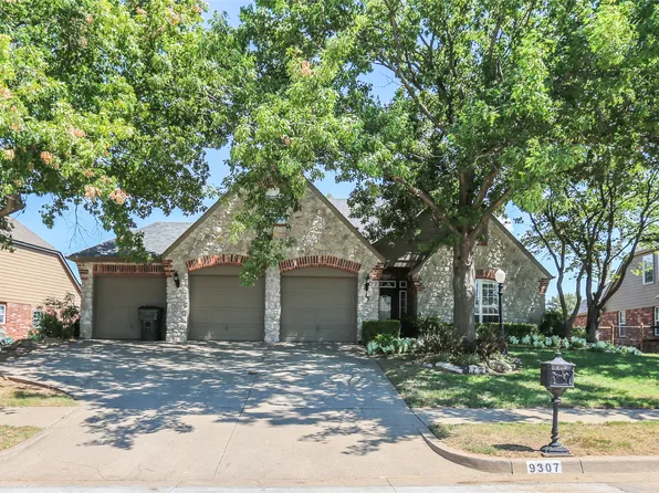 9307 N 98th East Ct, Owasso, OK 74055