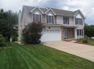 1913 Chestnut Hill Rd, Plainfield, IL 60586