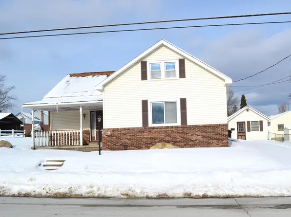 407 Walnut Street, Corinth, NY 12822