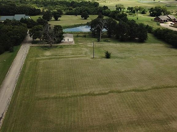 5th image of 110 Helen St Lot 20