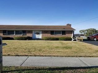 719 Boundary Ave, Hanover, PA 17331