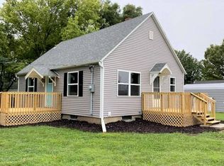 309 N Park St, Keytesville, MO 65261