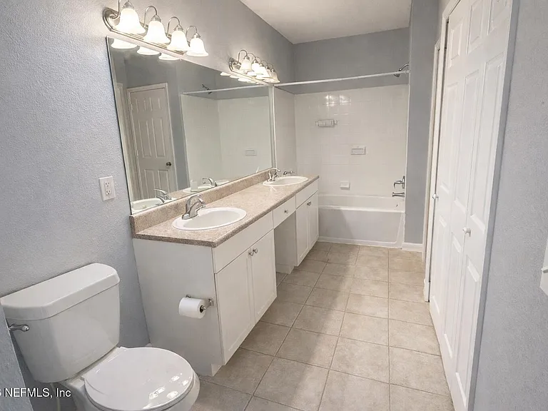 10961 Burnt Mill Rd #225 — Photo 6