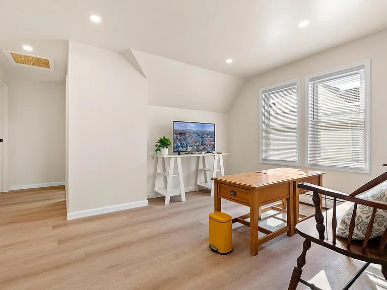 101 Judson St #2 — Photo 48