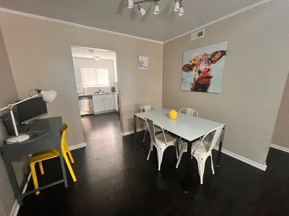 6100 Heathstone Ln APT C, Charlotte, NC 28210