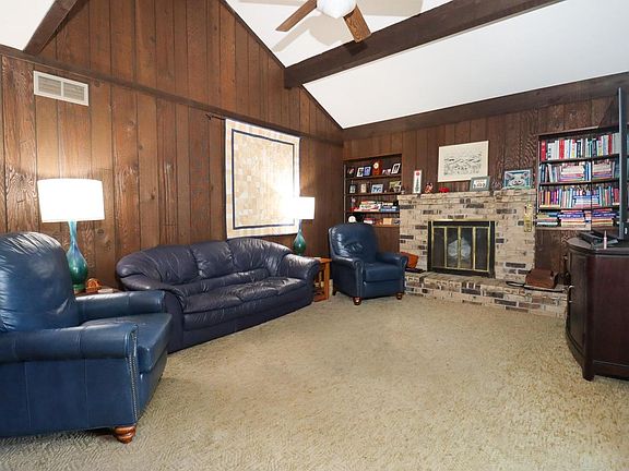 5th image of 1432 Renee DRIVE