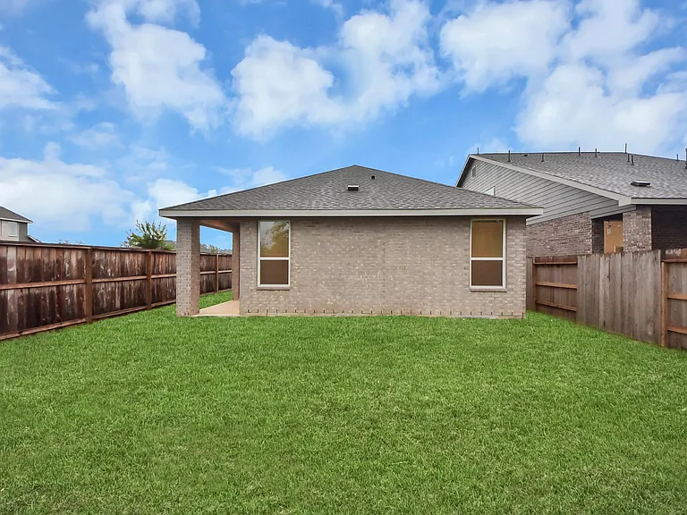 904 Capracotta Dr — Photo 15